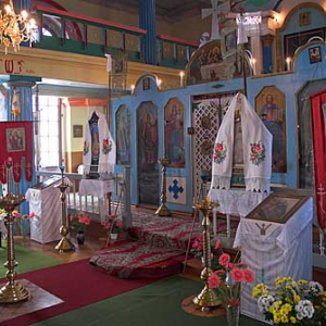 Wnętrze cerkwi prawosławnej w  kościele poewangelickim w Ornecie